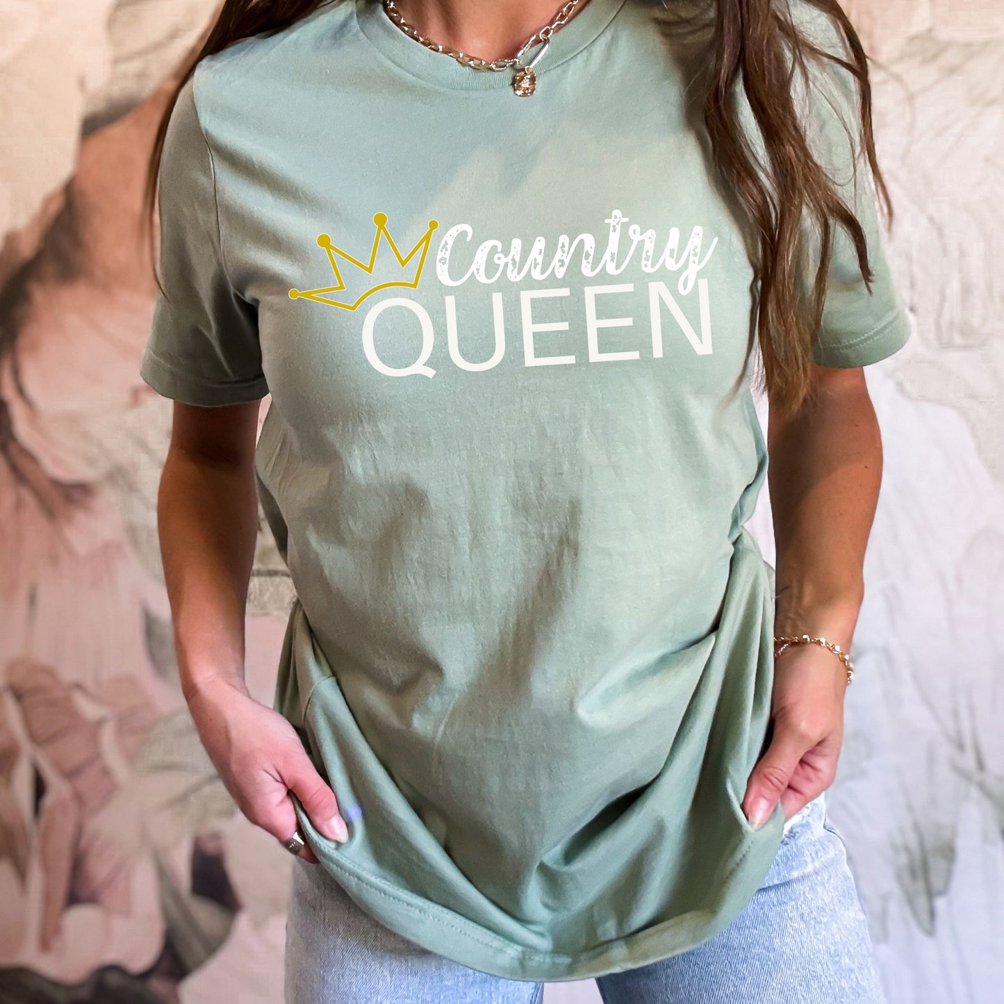 Country Queen Shirt for Country Lovers Gifts for Her Casual Wear Festival Tee Country Concert Outfit Western T-shirt for line dance party